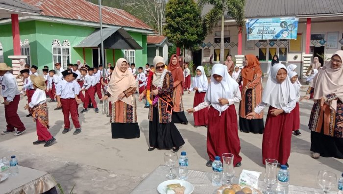 Bunda PAUD Aceh Tengah Pantau Langsung MPLS di Kecamatan Lut Tawar