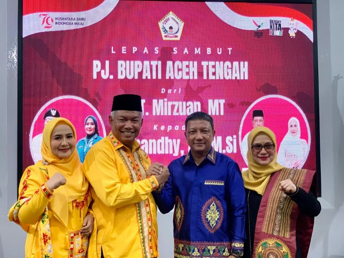 Pemkab Aceh Tengah Gelar Lepas Sambut Penjabat Bupati dari T. Mirzuan kepada Subhandhy