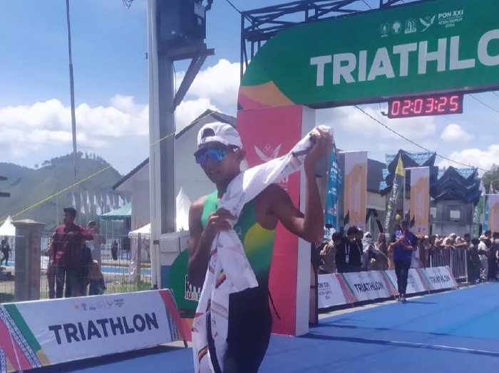 Atlet Triathlon Jawa Timur Raih Medali Emas Pertama PON XXI Aceh-Sumut 2024 di Kabupaten Aceh Tengah