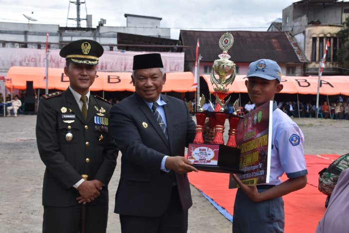 Pj. Bupati Aceh Tengah Hadiri Upacara Peringatan HUT Ke-79 TNI