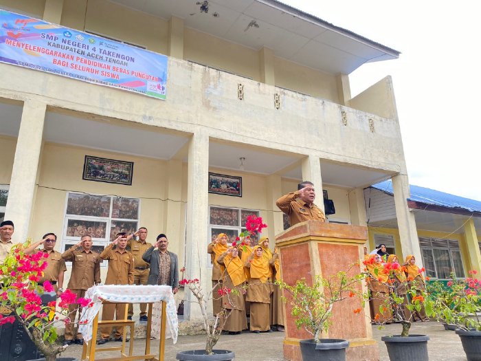 Plt. Kadisdikbud Aceh Tengah Buka MPLS di SMPN 4 Takengon, Tekankan Pentingnya Sekolah Ramah Anak dan Karakter Tangguh